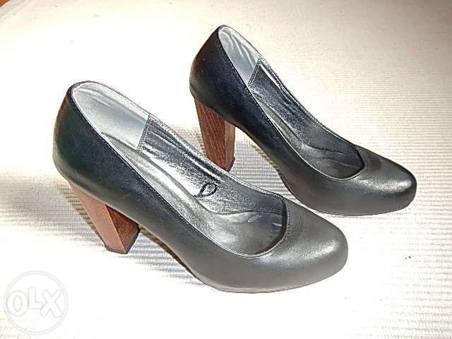 buty firmy Atmosphere, Rozmiar 40