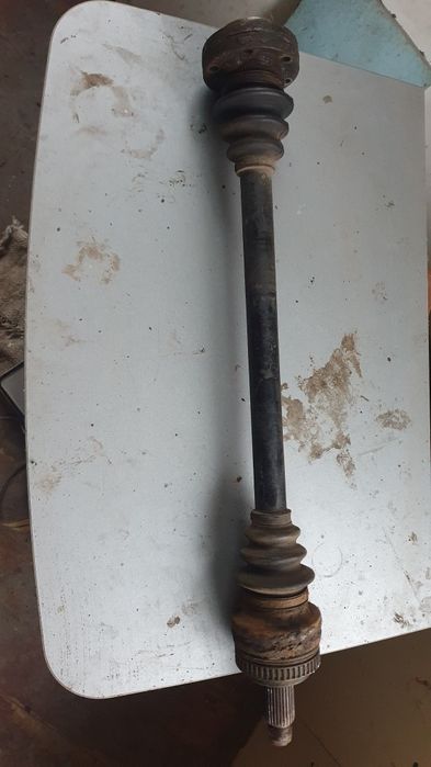 Продам полуось на бмв е46