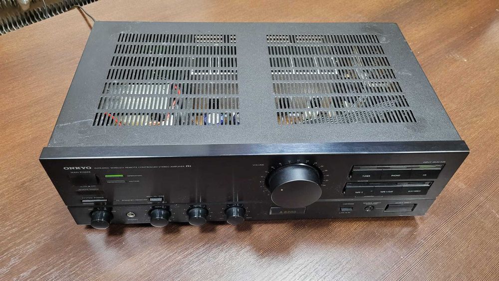Onkyo A-8200 mocny wzmacniacz Stereo HIFI