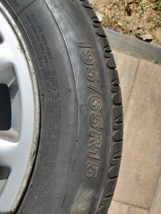 Komplet kół Audi 80 B4