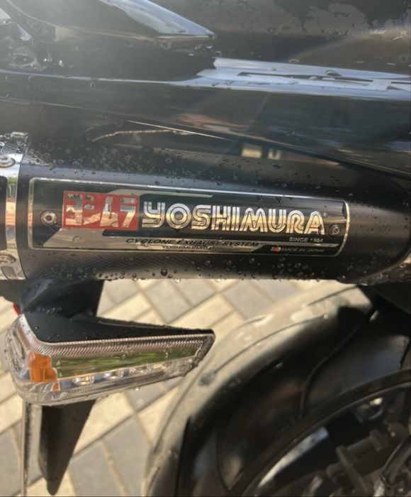 Suzuki GSR 400 2010