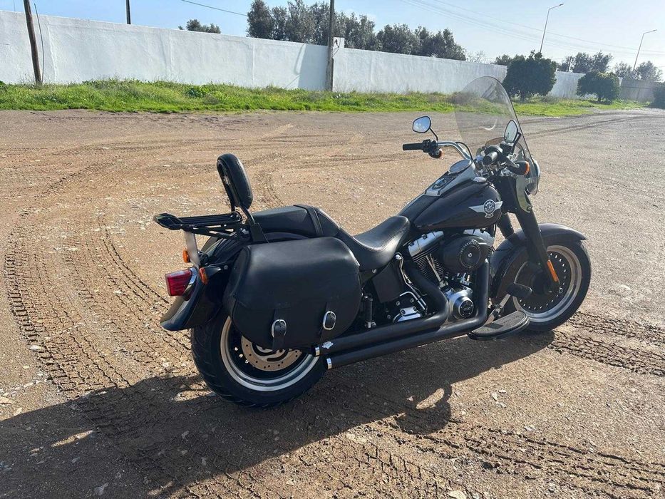 Harley-Davidson Fat Boy (negociável)