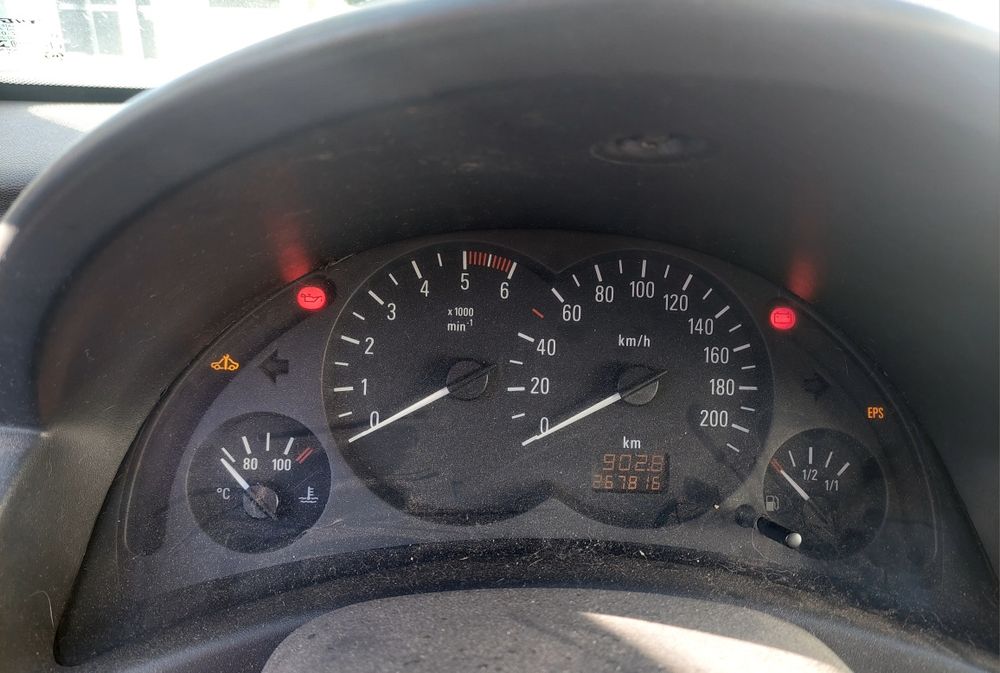 Opel corsa c 1.7 di isuzu