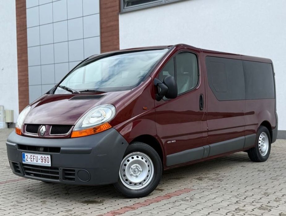Авто reno Trafic 2,0 diesel