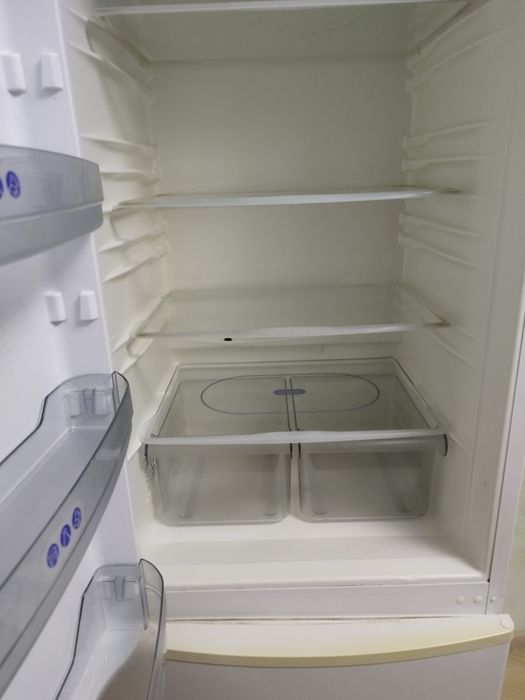 Холодильник, Whirlpool ARC5752