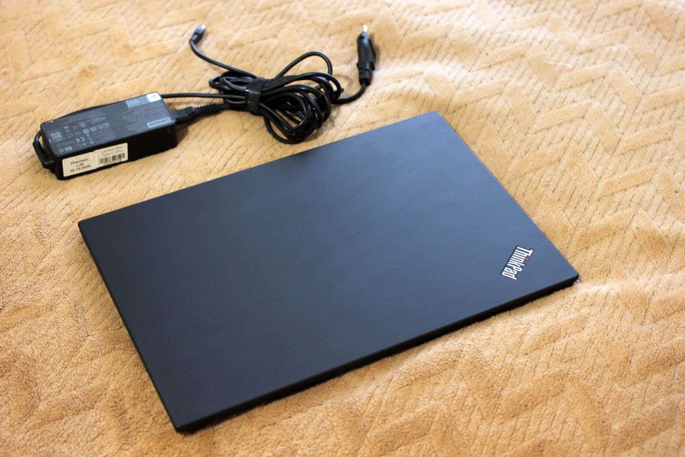 Lenovo T495/Ryzen 7 3700 8х/Radeon Vega10 2GB/16GB/SSD512/АКБ5ч/14FHD