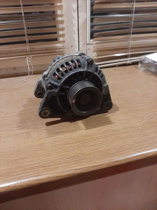 Генератор автомобильный форд