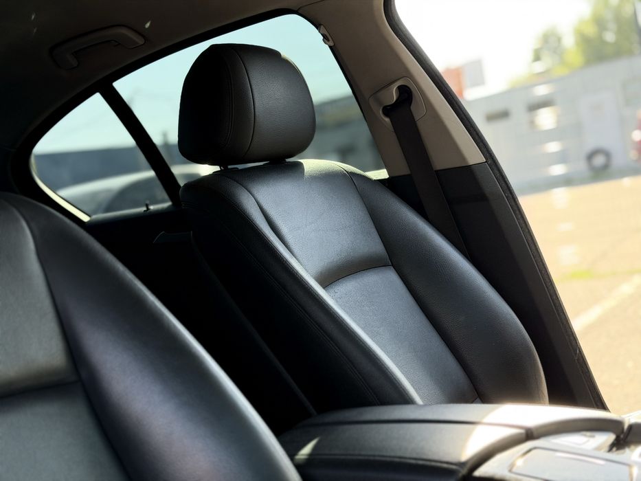 BMW 5 Series 2016 VIN WBA5A310X0G368810 фото оголошення 16 з 24