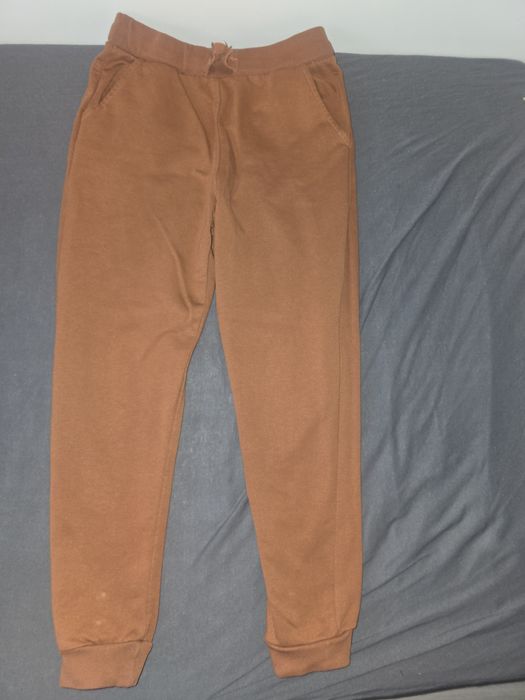 Spodnie dresowe Sinsay rozmiar 140