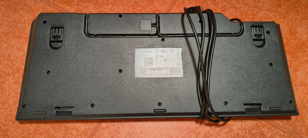 Teclado PT Lenovo para PC429594095723499521