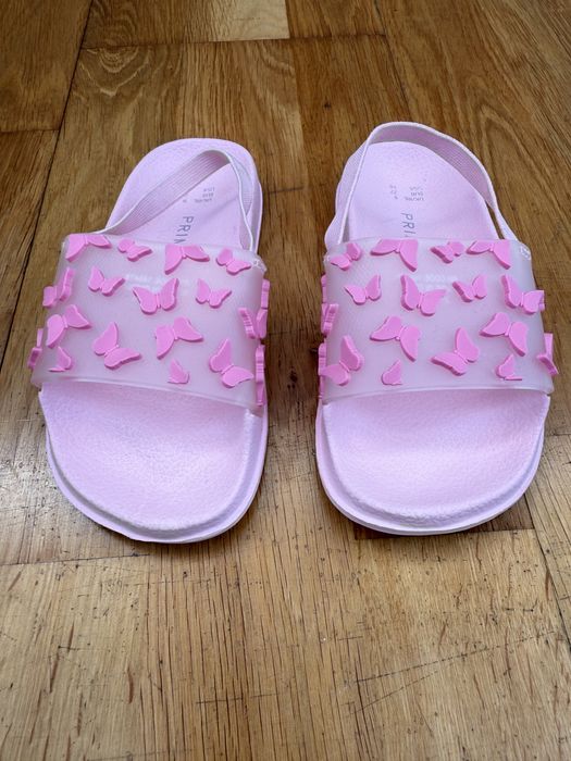Дитячі шльопанці primark