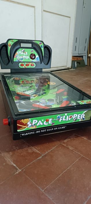 Jogo flipper pin-ball de mesa
