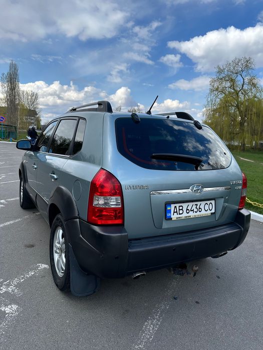 Продаж авто Tucson 2006 року