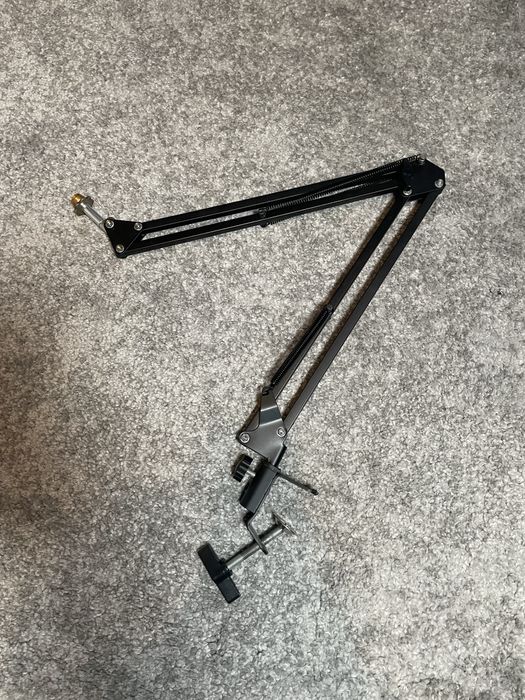 Suporte de Microfone de Mesa