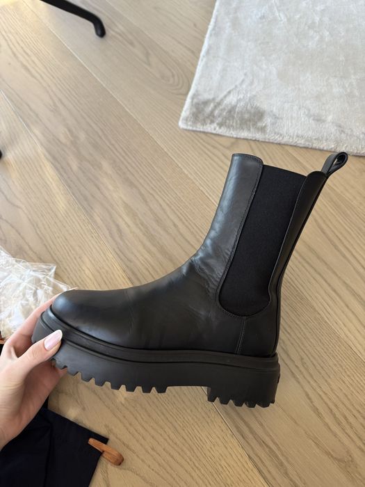 Челсі, чобітки Lesilla оригінал