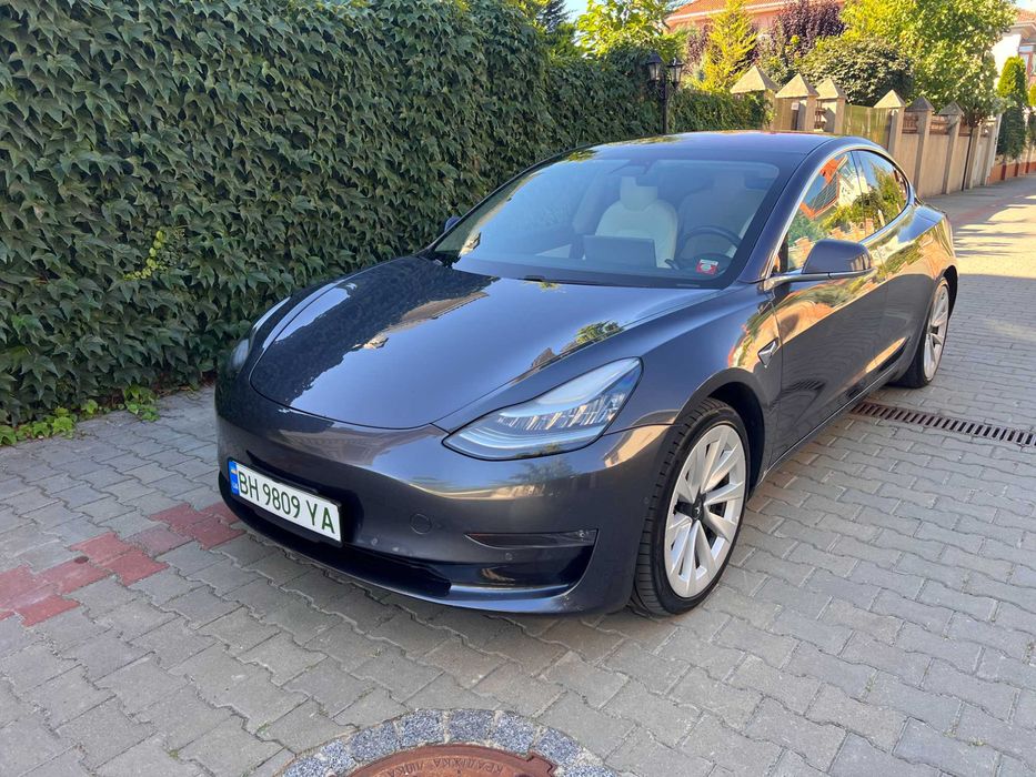 Продам Tesla Model 3 Long Range, 2019 року
