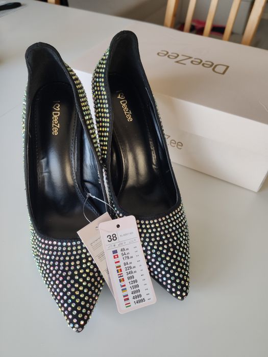 Szpilki DeeZee (nowe) r.38