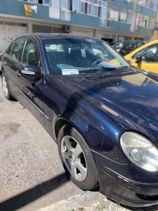 Mercedes E220cdi  com afazeres