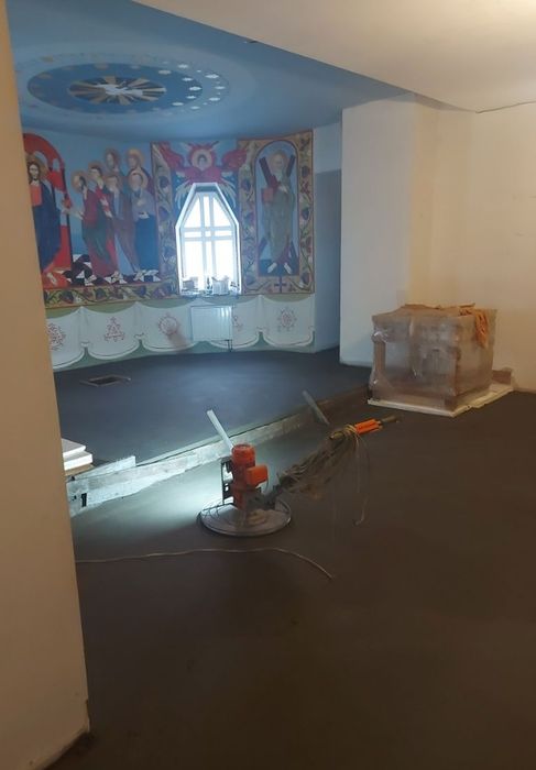 Стяжка підлоги, напівсуха стяжка