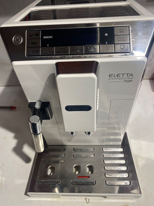 Ekspres do kawy Delonghi Eletta Cappuccino