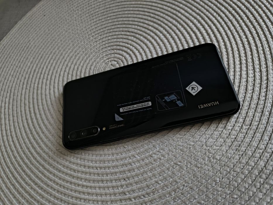 Huawei P Smart Pro stan bdb