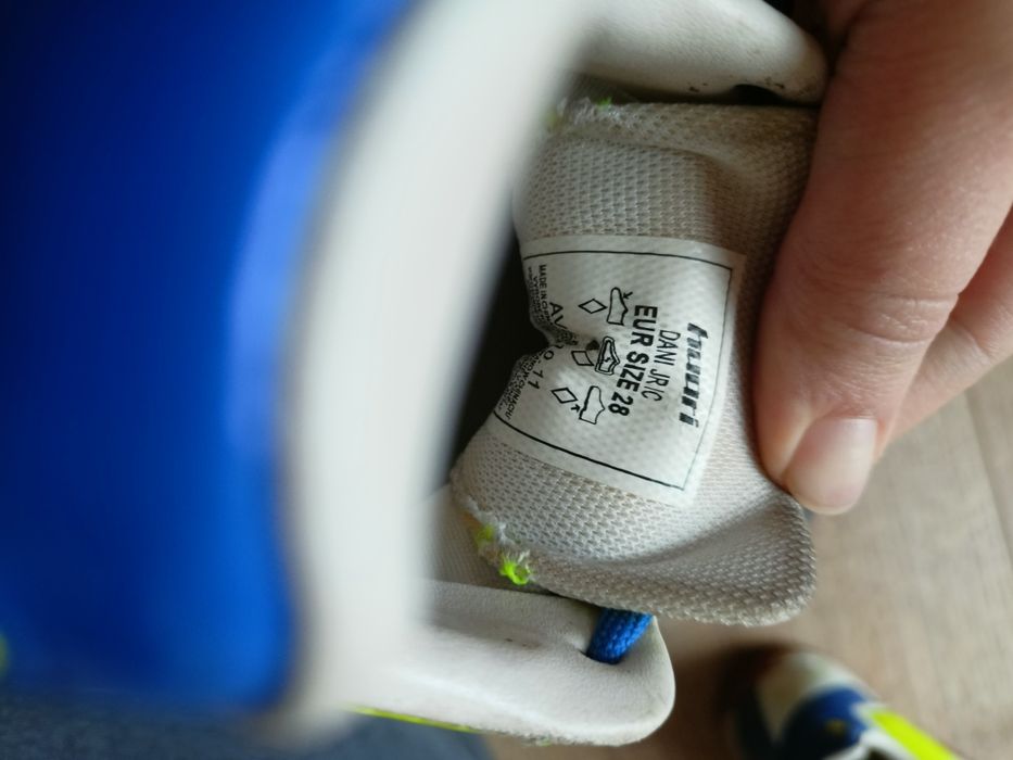 Buty sportowe do gry w piłkę huari 28