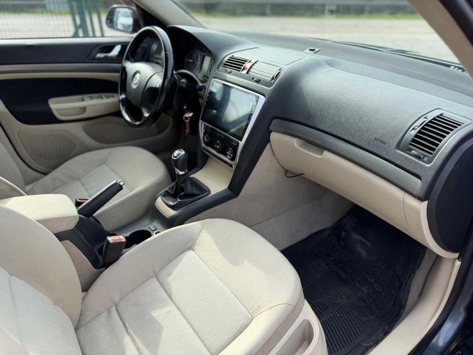 SKODA OCTAVIA 2.0 TDi - 140cv