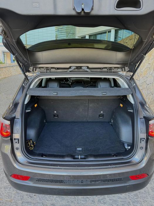 Jeep Compass 1.3 T Limited DCT
