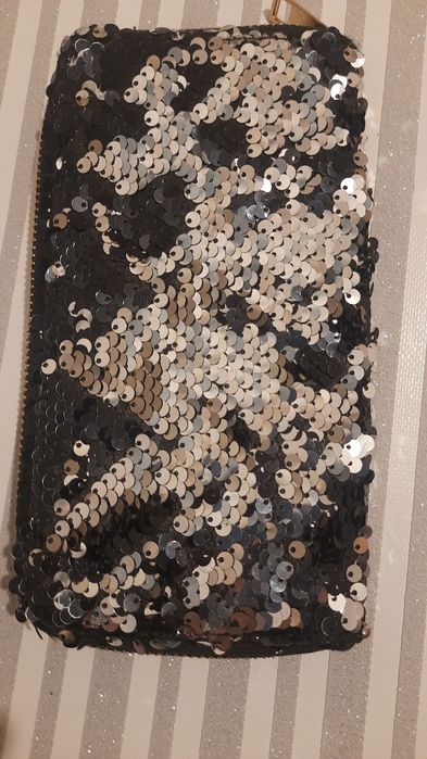 Sprzedam portfel damski