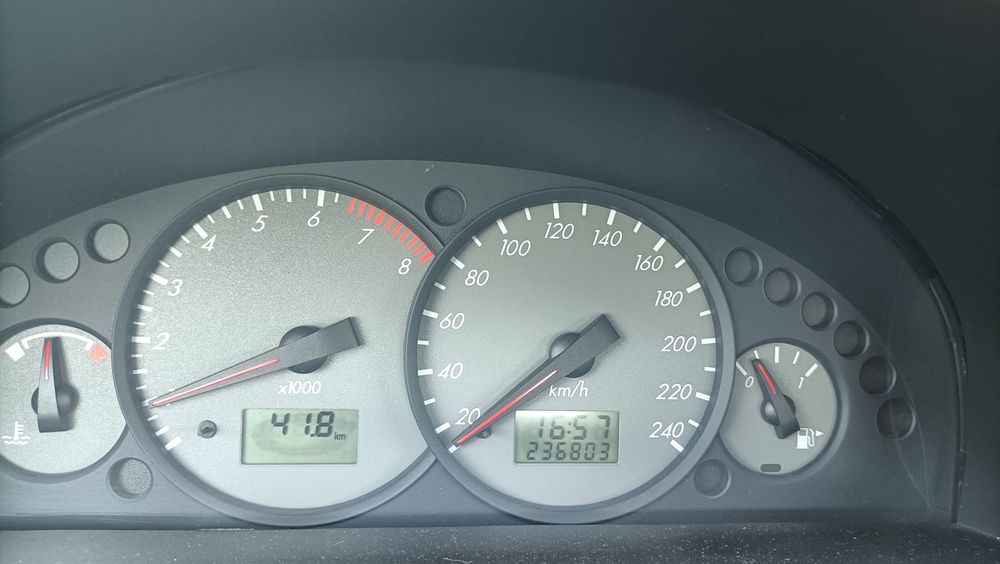 Ford Cougar 2.0 16V ano 2000! Ler descrição foto 3