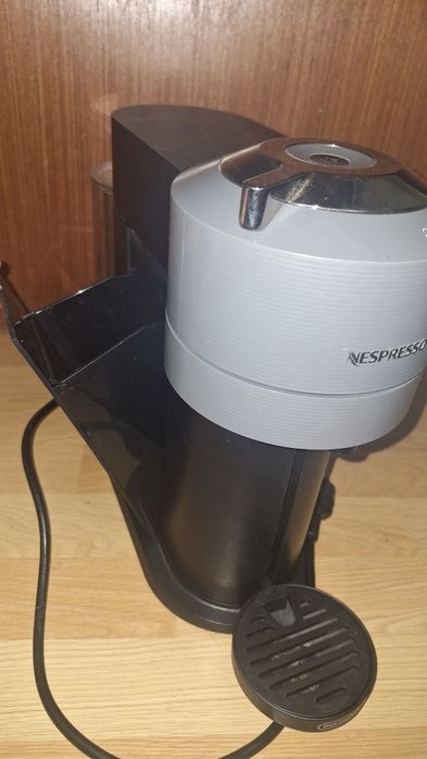 Кавоварка капсульна, Nespresso Vertuo Nextвід  Delonghi,ідеальний стан