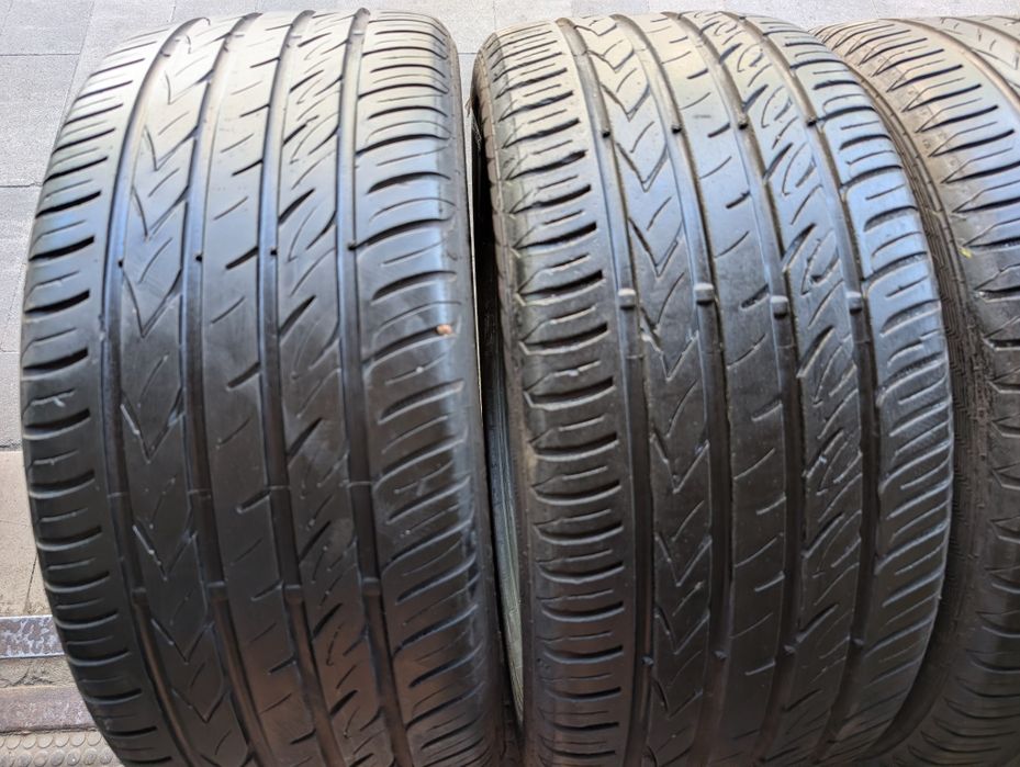 Пара летних шин 245/45 R18 Gislaved