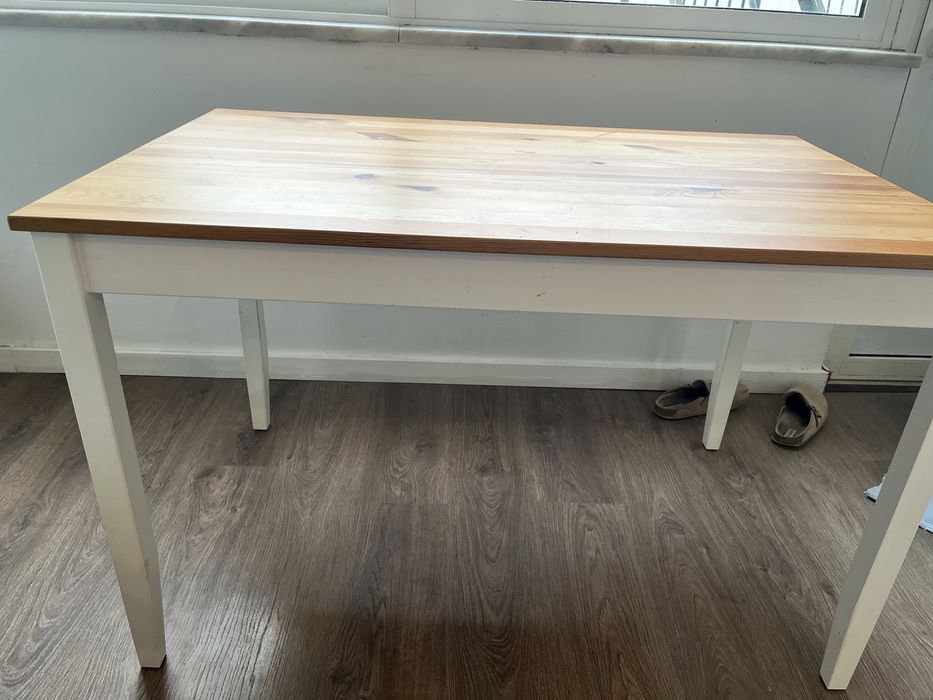 Mesa Ikea em pinho