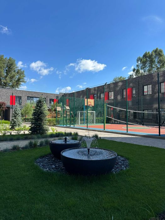 Продам квартиру в новому будинку метро Академмістечко 15 хвилин пішки