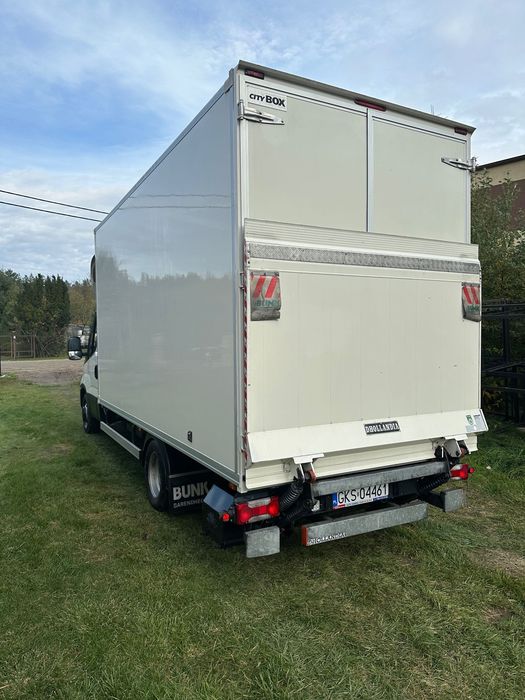 Wynajem Iveco Daily / Chłodnia / Izoterma / Winda