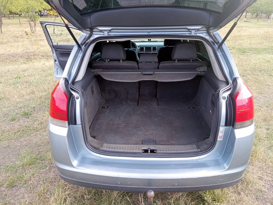 Продам Opel Signum