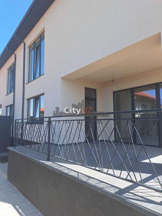 Продається дуплекс на Червениці