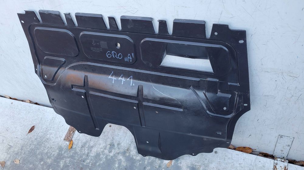 audi a1 osłona pod silnik 6r0825235a