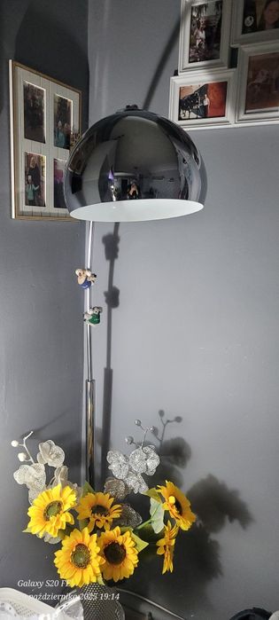 Lampy stojąca i wisząca
