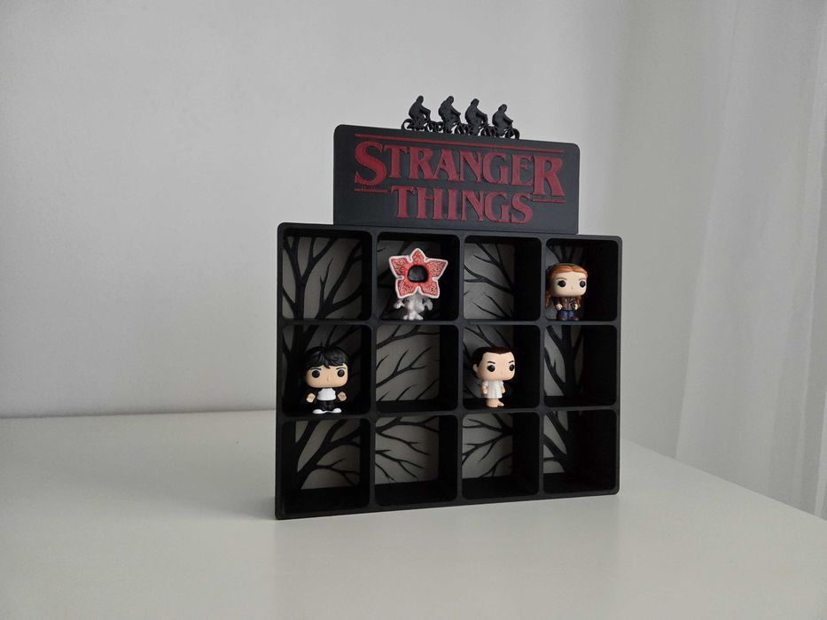 Półka na figurki Kinder Joy - Stranger Things