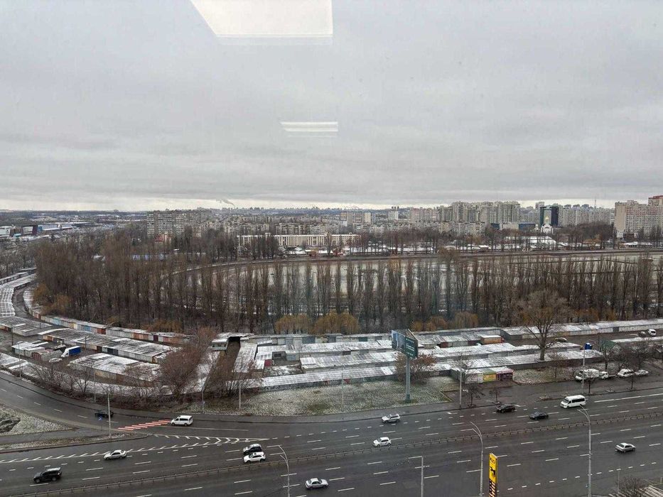 ПРОСТОРА 3 кімнатна квартира з чудовим видом на Іподром ЖК Метрополіс Заболотного Теремки ТРЦ Республіка