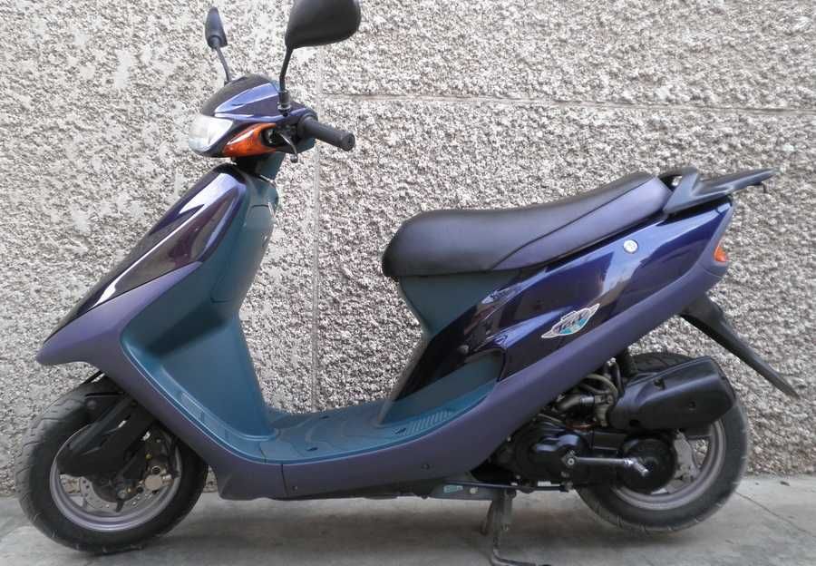 Скутер Honda  DIO  AF без пробега по УКР  (доставка) стоимость ОТ