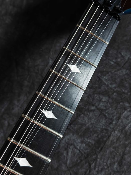 B.C. Rich Mockingbird ST 2006 - Trans Blue