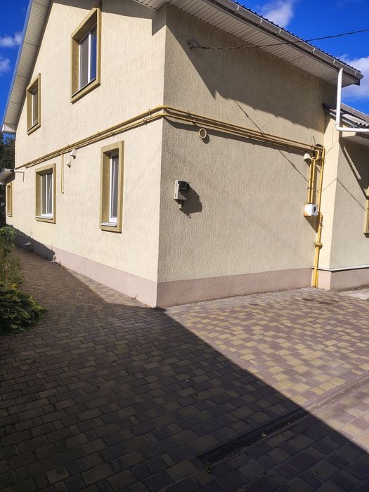 Здам пів будинку р-н 9 школа