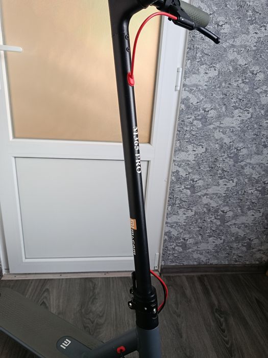 Електросамокат м365 pro