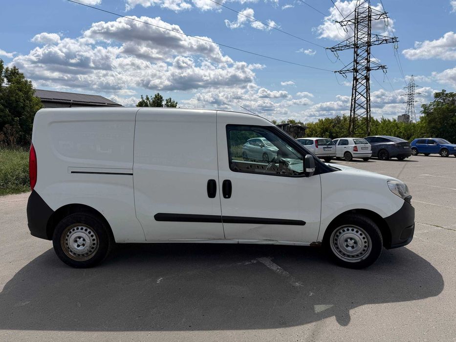 Fiat Doblo MAXI (довга база) 2015 року