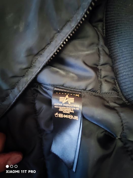 Бомбер Alpha industries