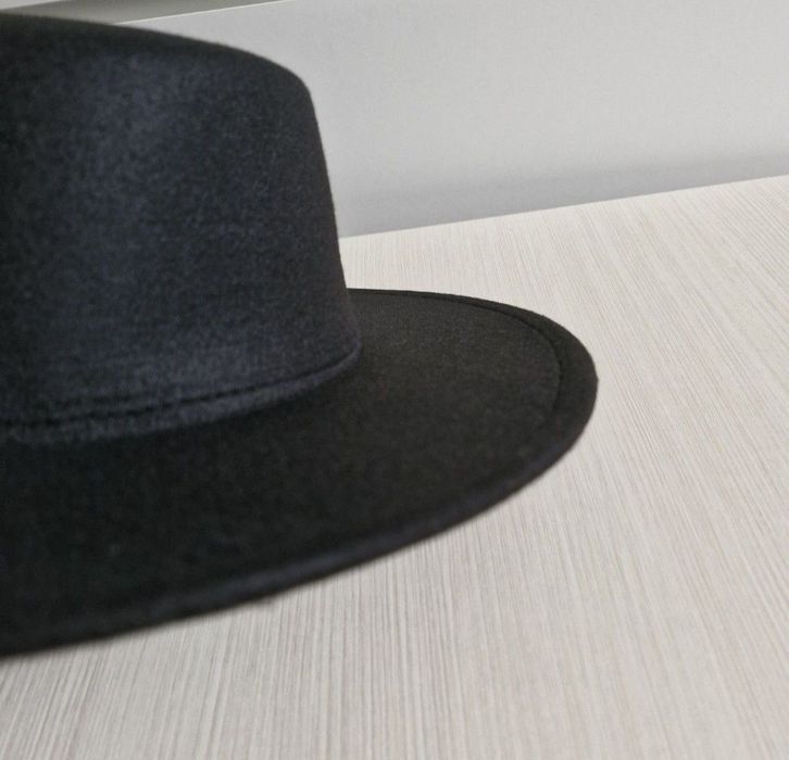 Капелюх фетровий канотьє широкі поля чорний Капелюх жіночий