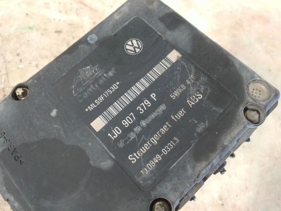 ABS VOLKSWAGEN Golf IV (1J1)
