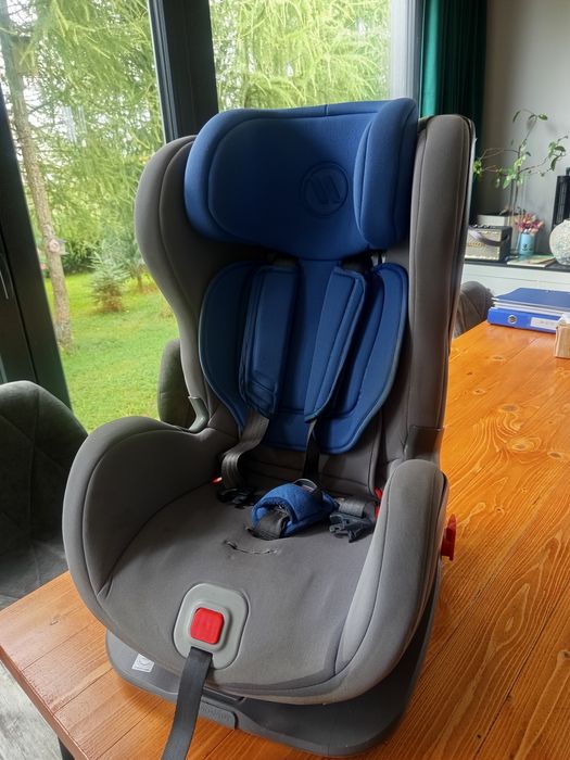 Fotelik samochodowy Avionaut Glider 9-25kg